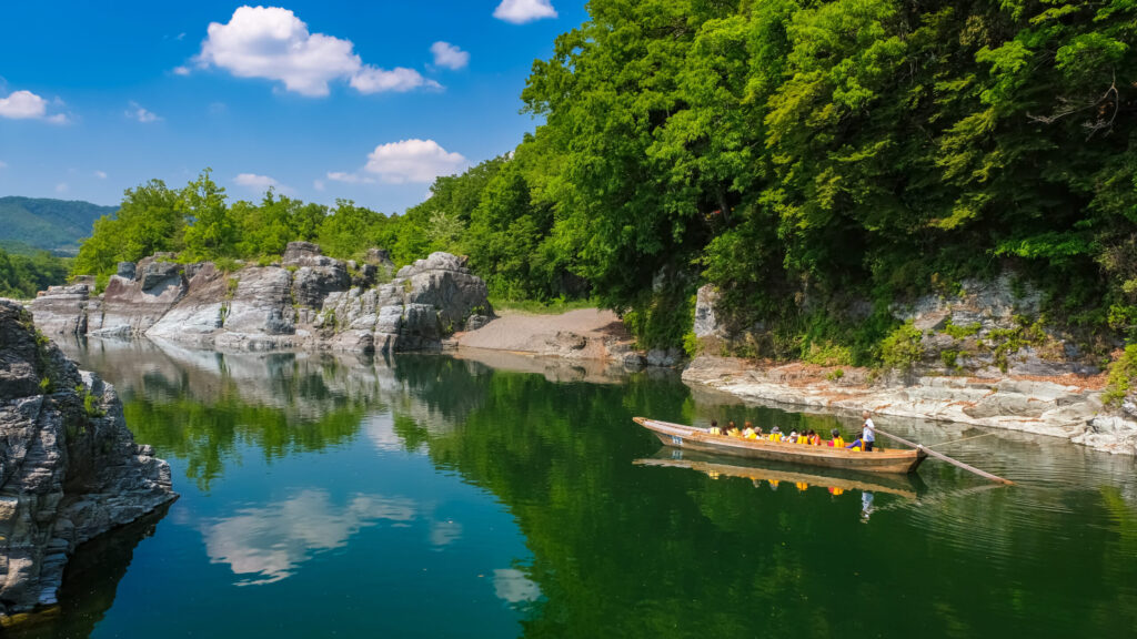 Chichibu Nagatoro Gorge Line Rafting, saitama, japan