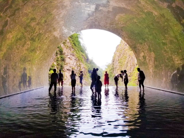 Kiyotsukyo Gorge Tunnel